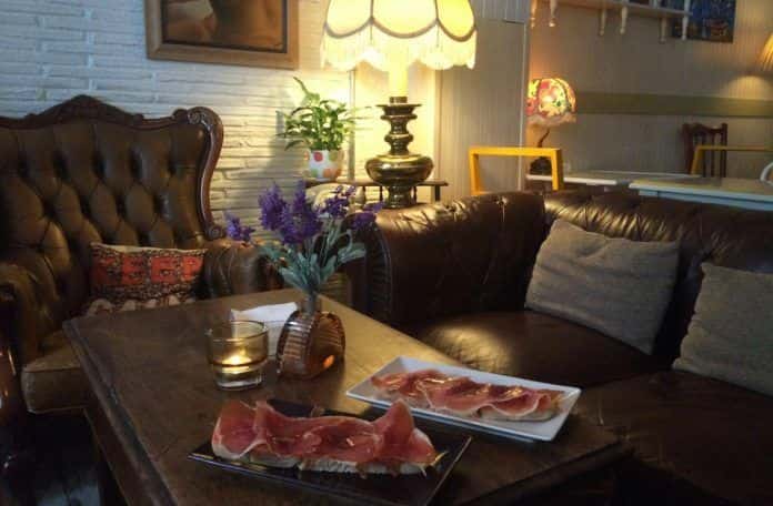 La tosta de jamón... y el ambiente inigualable del Café de la Luz