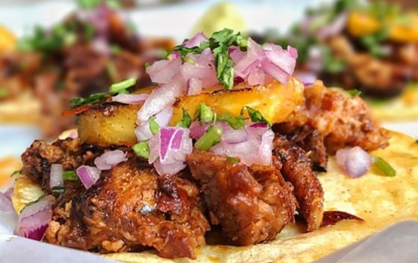 Tacos al pastor, restaurante mexicano Gracias Padre